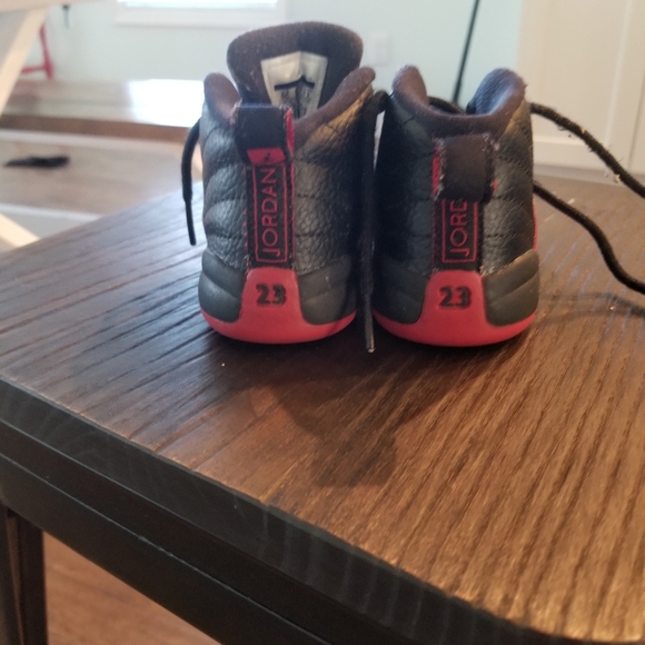Baby Jordan 12 "Flu Game" 5c - Picture 3 of 4